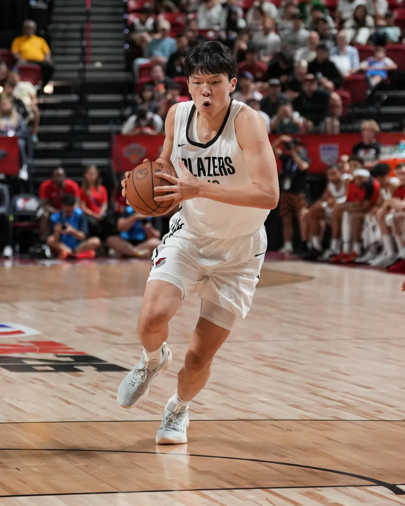 新富策略 麦穗丰：杨瀚森的松弛感很棒 他在享受比赛&而不是苦大仇深卖力气